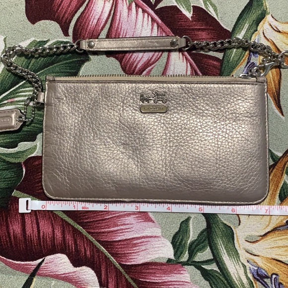 Coach silver wristlet wallet - Picture 8 of 10